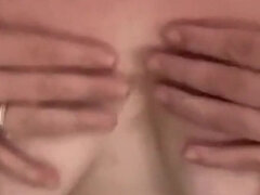 Dildo, Płeć żeńska, Fetysz, Masturbacja, Mamuśka, Obwisłe cyce, Solo, Tatuaż