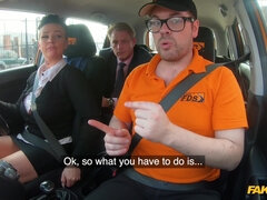 Amatör, Badrum, Brunett, Knubbig, Sperma shot, Europeisk, Slick, Bröstknull