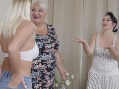 Store pupper, Blond, Bestemor, Gruppe, Lesbisk, Moden, Mamma, Fitte