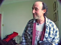 Enthousiasteling, Brits, Eerste keer, Hakken