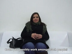 Iso perse, Ruskeahiuksinen, Tsekki, Äiti jota haluaisin panna, Luonnolliset tissit, Vibraattori