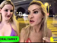 Sucer une bite, Éjaculation interne, Double pénétration, Branlette thaïlandaise, Hard, Embrassement, Surprise, Plan cul à trois