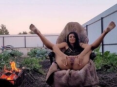 Vrouw, Vuisten, Masturbatie, Orgasme, Buiten, Kut duiken, Russisch, Tieten likken