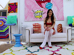 흑갈색 머리, 크림파이, 랑제리, 조그마한, 항문을 햝는 행위, 면도된, 스타킹, 젖가슴