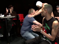 Real stripper show ending in cumshower