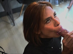 Leie, Grosser arsch, Blasen, Sperma im mund, Fingern, Latina, Muschi