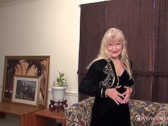 コンピレーション, 指いじり, お婆さん, 毛深い, オナニー, 淫乱熟女, 天然, 一人