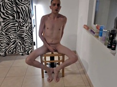 Anál, Veľké péro, Striekanie semena, Hardcore, Masturbácia, Realita, Sólo, Hračky