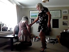 Amatör, Bdsm, Avsugning, Män i kvinnokläder, Homosexuell, Utomhus, Offentlig, Spanking