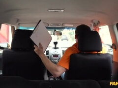 Amateur, Negro, Mamada, Coche, Europeo, Corridas faciales, Al aire libre, Cabello corto