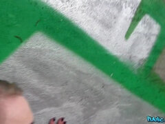 Amatorka, Blondynka, Obciąganie, Wytrysk, Słodka, Na wolnym powietrzu, Publiczny, Rosyjski