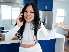 Hatalmas hátsó, Monumentális dákó, Tekintélyes didik, Kutya póz, Szőrös, Anyuci, Pirszing, Uniformis