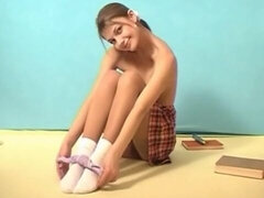 Perse, Sormetus, Itsetyydytys, Luonnolliset tissit, Soolo, Strippaus, Teini, Tissit