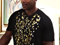 Monumentális dákó, Fekete, Ébenfekete, Fajok közötti