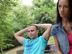 Kukk suging, Brunette, Fingring, Slikking, Penger, Utendørs, Realitet, Tenåring