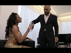 Grote mammen, Pijpbeurt, Bruinharig, Diep in de keel, Italiaans, Likken, Kut duiken, Rijden