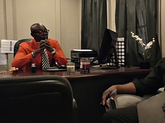 Bruinharig, Universiteit, Stel, Sperma in gezicht, Geschoren, Tatoeage, Tieten likken