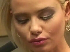 Gros seins, Gode, Gym, Chatte