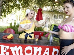 AJ Applegate�,�Blair Williams�in�Lemon Licker