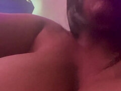 Amatør, Sort, Dildo, Naturlige bryster, Pov, Solo