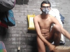 Gay, Indio
