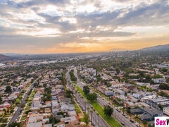 18 ans, Sucer une bite, Gorge profonde, En levrette, Hard, Réalité, Nénés, Mouillée