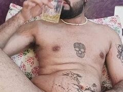 Americano, Anal, Consolador, Fetiche, Gay, Masturbación, Orinar, Tatuaje