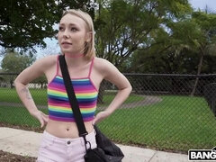 Amatorka, Obciąganie, Wytrysk do ust, Wytrysk, Styl na pieska, Hardcore, Jazda konna, Cycki