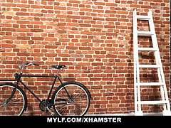 Isot tissit, Puuma, Käsihoito, Itsetyydytys, Äiti jota haluaisin panna, Pillu, Soolo, Lelut