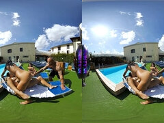 Velké kozy, Blondýna, Brunetka, Italské, Lesbické, Milf žcbp, Přírodní prsa