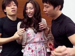 18 anni, Asiatica, Sborrata, Giapponese, Trio uomo uomo donna, Sedotta, Ragazza, Terzetto