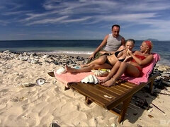 Anal, Blondine, Sædskud, Komme på ansigtet, Udendørs, Piercing, Trekant