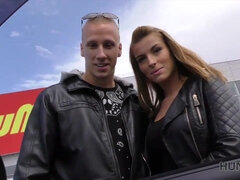 HUNT4K. Man picked up hot Victoria Daniels and...