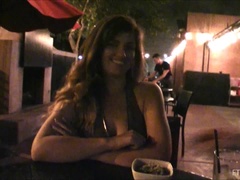 Jurk, Hakken, Openbaar, Alleen