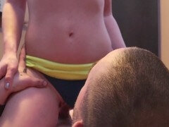 Из жопы в рот, Большая жопа, Большой член, Измена, Кончили внутрь, Крошечные