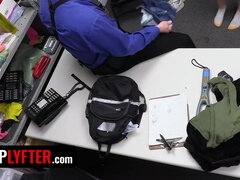 Brunett, Doggystyle, Fingering, Hd, Kontor, Verklighet, Tonåring, Tuttar