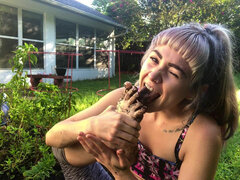 Leie, Fetisch, Fußfetisch, Im freien, Solo, Nass