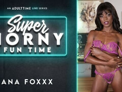 Любители, Большие дырки, Мастурбация, Натуральные сиськи, Короткая стрижка, Соло, Игрушки, Вебкамера