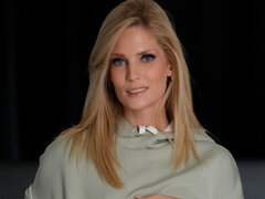 Veľký zadok, Veľké péro, Blondína, Kuřba, Na psíka, Prirodzené prsia, Krátke vlasy, Teenka