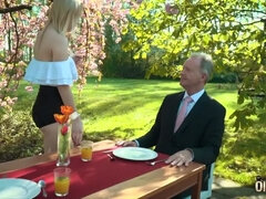 18 jahre, Blasen, Grossvater, Hd, Lecken, Öffentlich, Muschi, Schlucken