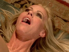 Gesichtssitzen, Weibliche domination, Faustfick, Erniedrigung, Milf, Bestrafung, Muschi, Hintern versohlen