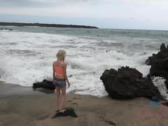 Amatoriale, Culo, Spiaggia, Bionda, Fidanzata, Tacchi, Punto di vista pov, Fumando   smoking