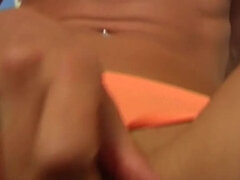 Klub, Dildo, Evropské, Masturbace, Sólo, Teenka, Hračky