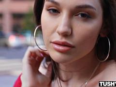 Большие сиськи, Минет, Брюнетки, Кончили внутрь, Хд, Белье, Киски, Втроем