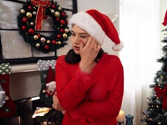 Crazy Sex Around The Christmas Tree