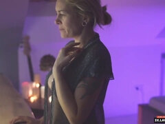 Store bryster, Blondine, Lækker, Hjemmelavet, Mor, Naturlige bryster, Solo, Bryster