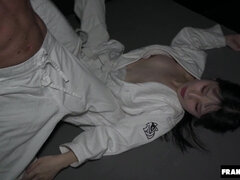 18 jahre, Asiatisch, Braunhaarige, Aufs gesicht abspritzen, Hd, Japanische massage, Zierlich, Rau