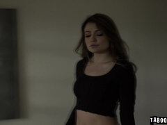 Brunette, Pikk, Orgasme, Fitte, Ridning, Barbert, Tattovering, Tenåring