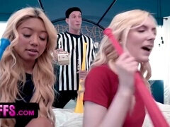 Amerikai, Cumizás, Ondó fröcskölés, Ujjazás, Négyes, Orgia, Vékony, Begyek