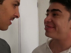 18, 69, Duży kutas, Obciąganie, Pornstars, Ostro, Ogolona, Nastolatki